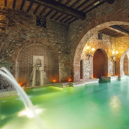 Calidario Terme Etrusche فينتورينا تيرمي