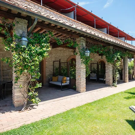 Отель Calidario Terme Etrusche 3*